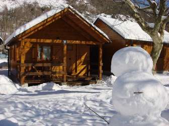 Camping Y Bungalows Abiertos Todo El Ano En Pirineos
